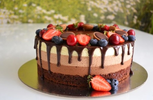 [F119937] 3 Chocolates Cake (Pcs)